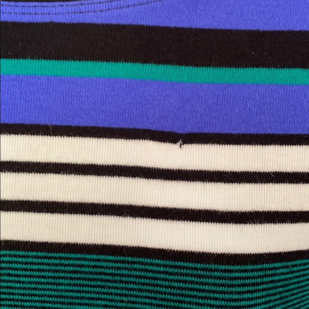 Top - Picture 2 of 5